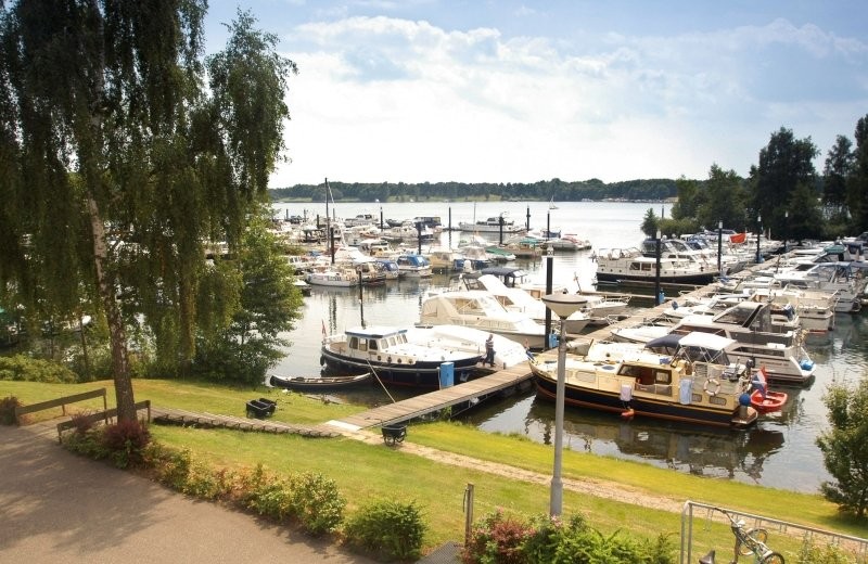 Camping mit yachthafen unweit boxmeer