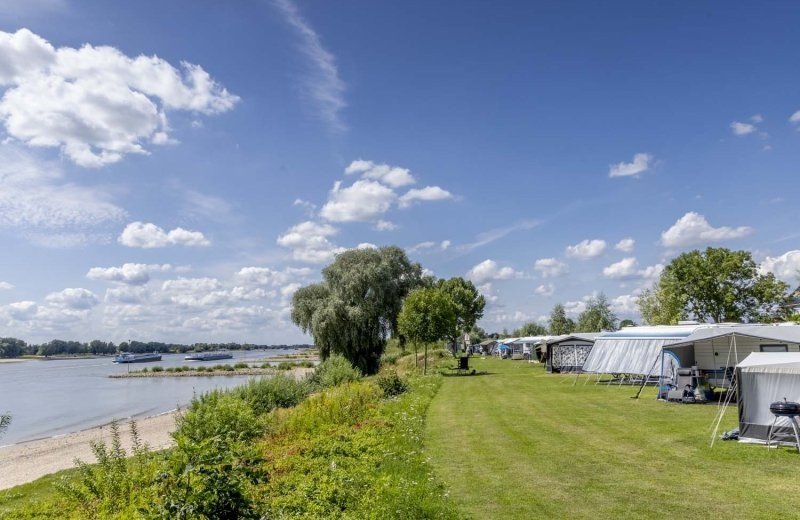 Kampeerplaats aan het water